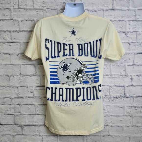 NWOT Dallas Cowboys Shirt Size Medium by Mitchell & Ness Super Bowl Graphic Tee - Picture 2 of 16